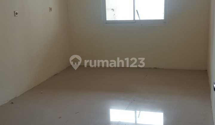 For Rent: House in Cengkareng Elok Housing, West Jakarta