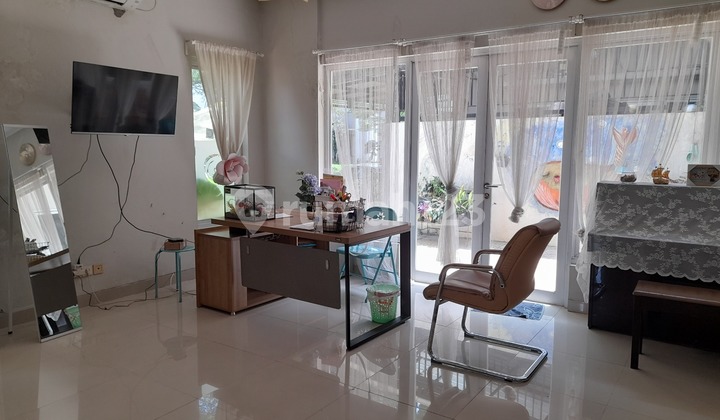 Two-Story Semi-Furnished Corner House in a Flood-Free Area at Premier Park 2 Two-Story Semi-Furnished Corner House in a Flood-Free Area at Premier Park 2