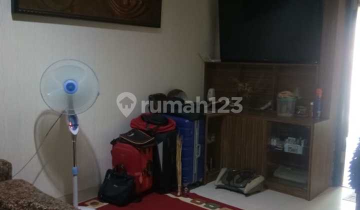 Fully Renovated & Furnished House in a Flood-Free Area in Banjar Wijaya 2
