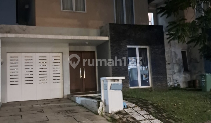 Rumah Siap Huni Fully Furnised Di Kawasan Exclusive Premier Park 1 Modernland