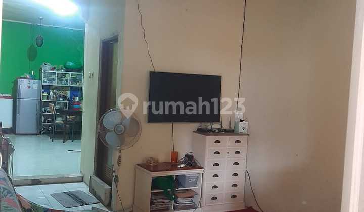 Rumah Di Perumahan Taman Royal, Cluster Akasia 3 Kota Tangerang 2