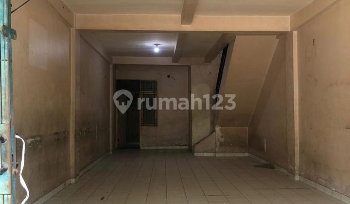 Ready-to-Use Shophouse in Flood-Free Area Taman Royal Tangerang 2