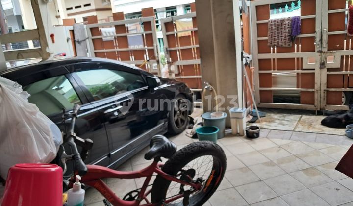 For Quick Sale: 1.5 Story House in Poris Indah, Cipondoh - Tangerang 2