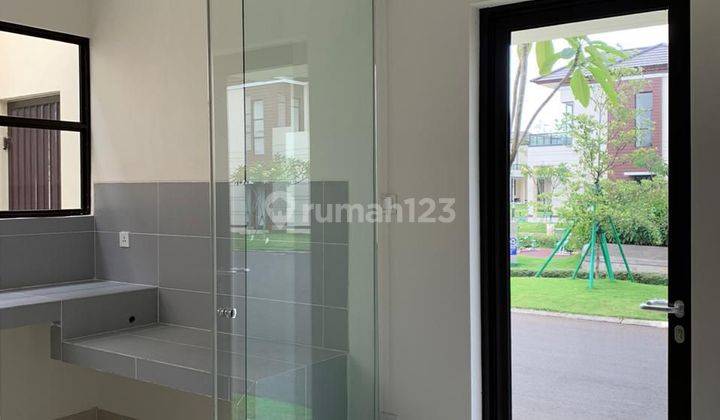 Rumah Siap Huni Di Lavon Swan City 2 Lantai Bagus 2