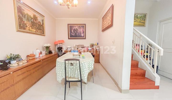 Ready-to-Live House Fully Furnished Just Renovated Flood-Free in the Modernland Area 2