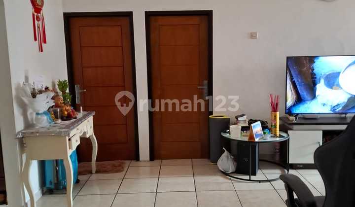 For Sale: Inexpensive House in Poris Indah, Minimal Renovation Needed 2