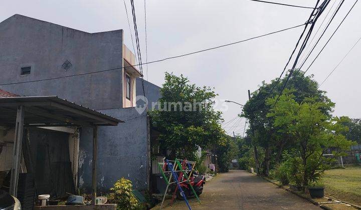 Rumah 2 Lantai Apik Dalam Cluster Strategis Depan Lapangan Taman 2