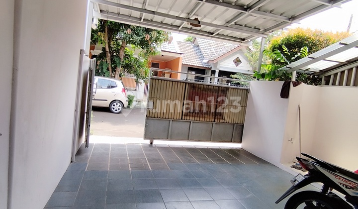 Rumah Paviliun Untuk Tinggal, Kantor 5menit Ke Stasiun Kereta 2