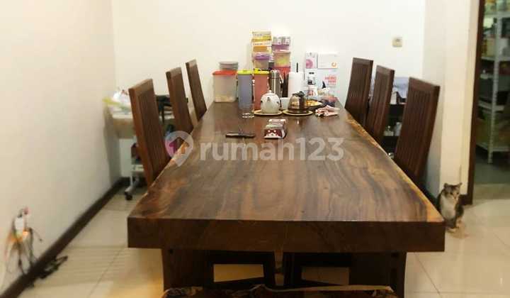 Rumah bagus kokoh posisi hoek strategis, 5 menit ke stasiun kereta 2