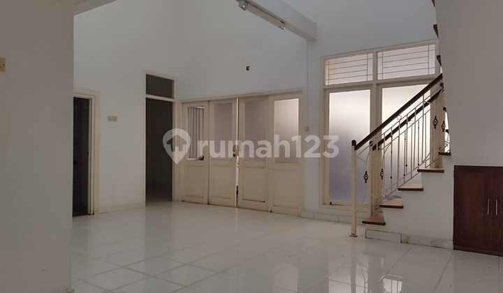 Rumah Bagus di Komplex Mertilang Sektor 9 Dekat ke Mesjid Raya dan Pasmod Rumah Bagus di Komplex Mertilang Sektor 9 Dekat ke Mesjid Raya dan Pasmod
