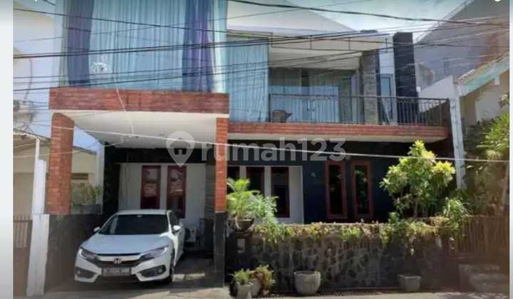 Rumah bagus letak strategis dekat Stan,5menit ke st kereta , Mall , RS ,Toll 1