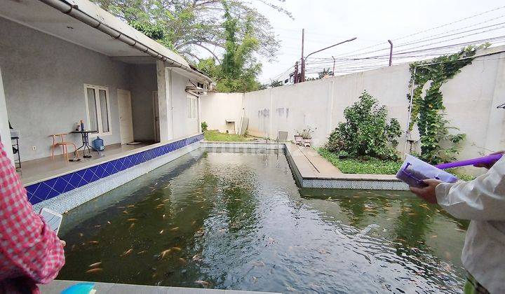 Rumah Bagus 2 Lantai Posisi Pojok Strategis Ada Swimming Pool 2