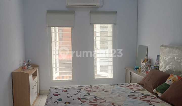 Rumah Bagus 2 Lantai Hanya 10 Menit ke Pintu Toll Parigi & ke Fresh Market