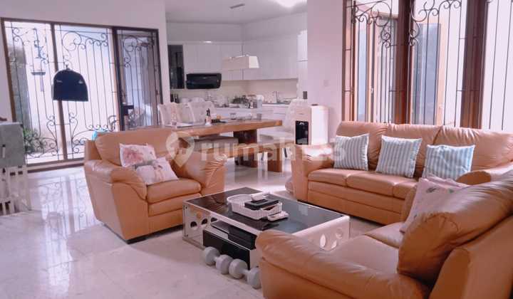 Rumah Bagus 2 Lantai di Menteng Bintaro Dekat Pintu Toll Pondok Aren