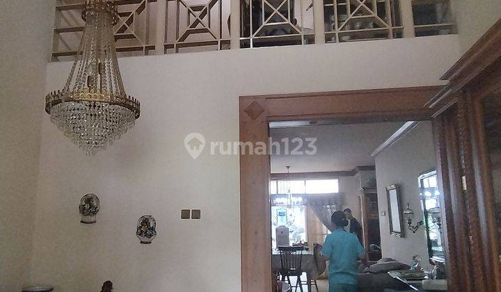 Rumah Luas Memanjang Ada Taman Dibelakang Dekat Plaza Bintaro 2