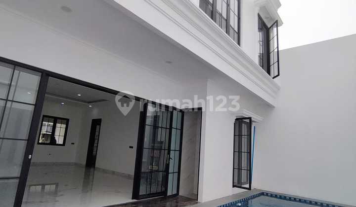 Rumah Bergaya American Classic Brand Newselangkah ke Bintaro Plaza Strategis