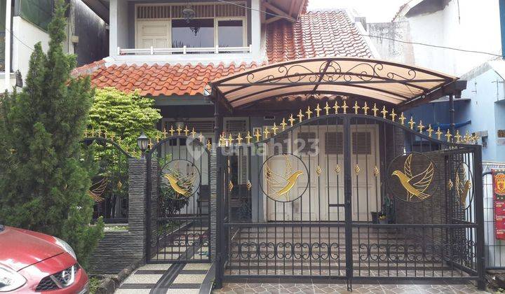 Di jual Rumah di Metland ujung Menteng 2 Lantai SHM hadap Barat 2