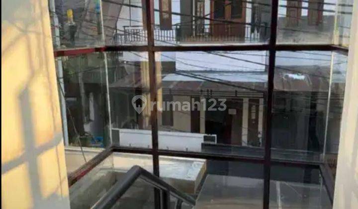 SJ Dijual Rumah SHM di Pulo asem 2lantai 2