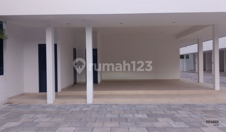 Newly Completed Shop for Rent by Main Road, in Umalas Area 2