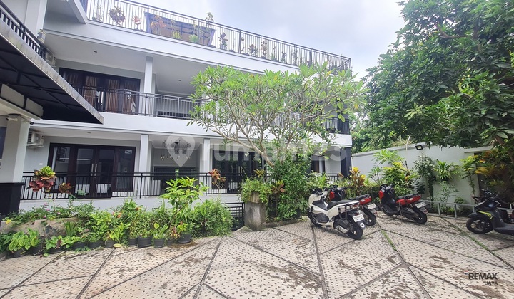 Guest House Aktif 3 Lantai Disewakan, di Jimbaran, Kuta Selatan Area 2