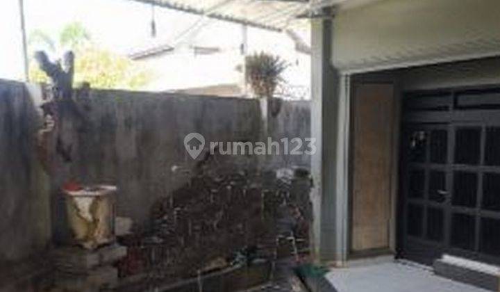 2-storey house with hook position for sale, North Denpasar area 1