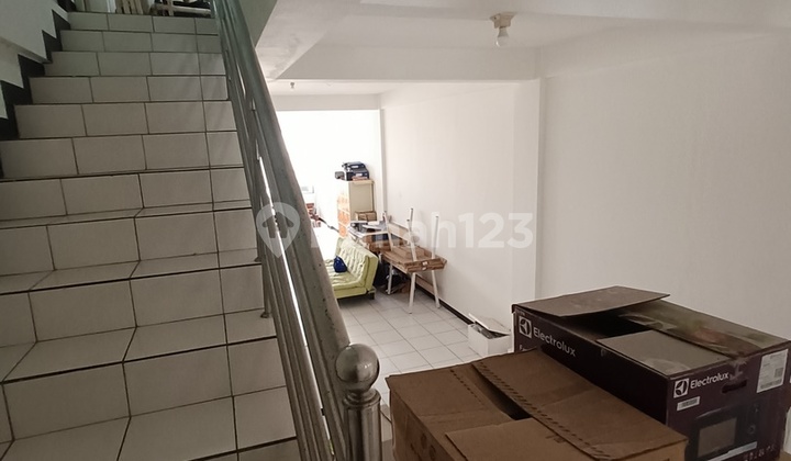Ruko 3 Lantai Prime Location Dijual, di Kuta 2