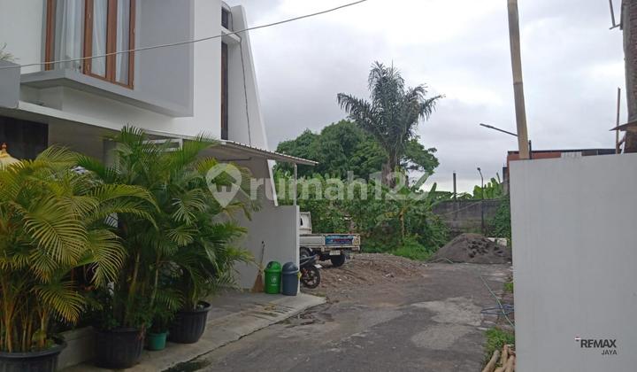 2-Story Ready-to-Occupy House for Sale, Strategic Location, North Denpasar 2