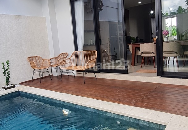 Villa dekat ke Australian Independent School Disewakan, di Seminyak Villa dekat ke Australian Independent School Disewakan, di Seminyak
