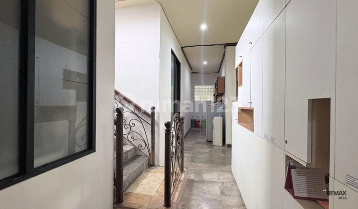 4 Bedrooms House For Rent, In Tukad Balian, Denpasar Selatan Area 2