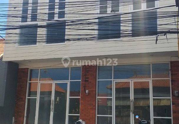 Ruko Premium 2 Lantai Disewakan, di Kerobokan 1