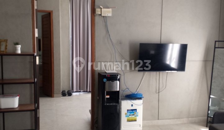Rumah Eksklusif Full Furnished Disewakan, di Kerobokan Kuta Area 2