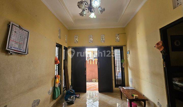 Rumah dengan 4 Kamar Tidur Dijual, di Ubung 2