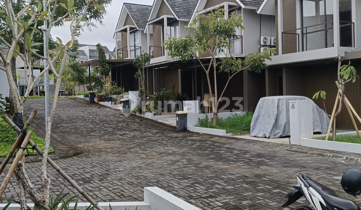 Rumah Cantik Semi Villa Full Furnished Disewakan, di Jimbaran Area