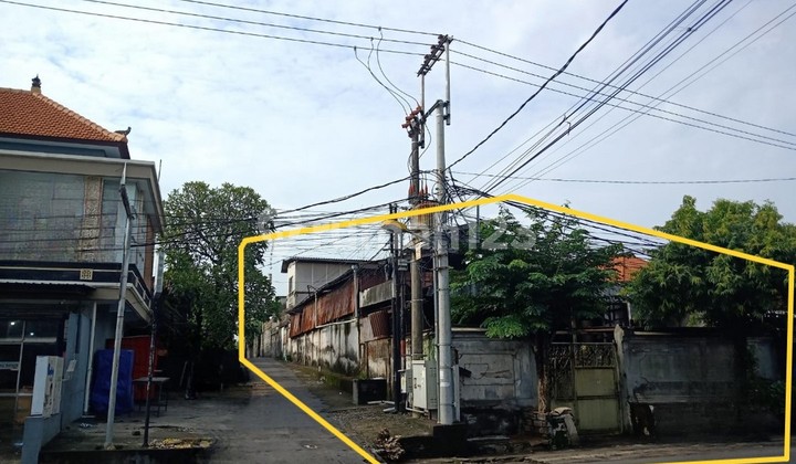 Tanah 7 Are Bonus Rumah dan Gudang Dijual, di Ubung, Denpasar Area