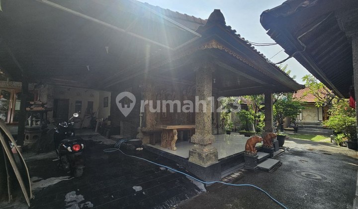 Tanah 10,38 Are Plus Rumah Modern Disewakan, di Sanur Kauh Area
