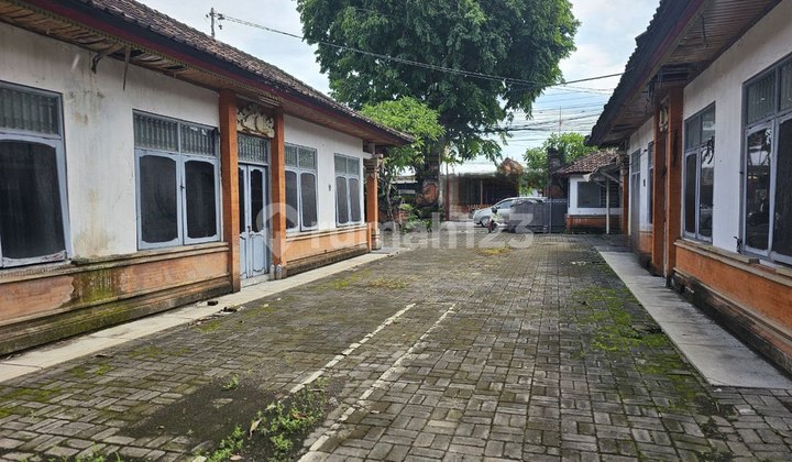 Shop House for Office 2 Floors for Rent, in Sesetan Denpasar Area 2
