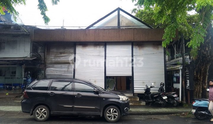 Ruko Premium dengan Fasilitas Bagus Disewakan, di Seminyak Area