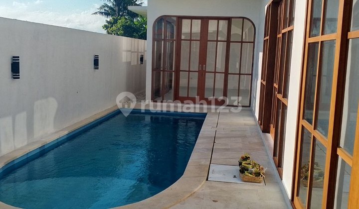 Villa 1 Lantai Non Furnished Disewakan, di Canggu