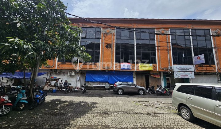 Ruko Premium 3 Lantai Dijual, di Diponegoro, Denpasar Area Ruko Premium 3 Lantai Dijual, di Diponegoro, Denpasar Area