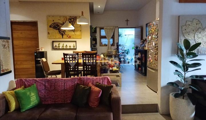 Rumah Semi Villa Full Furnished Disewakan, di Berawa Canggu Area 2