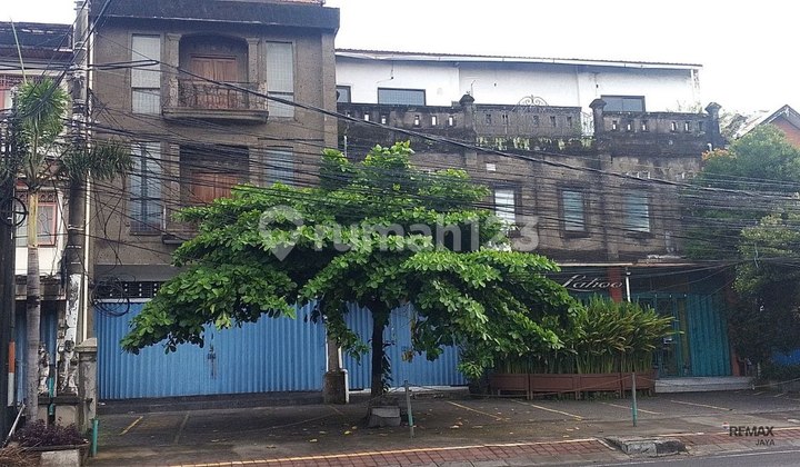 3-Story Attached Shop House for Rent, in Gatot Subroto West Area 1