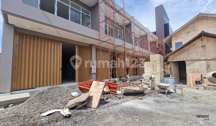 8 Unit Ruko Cocok untuk Restaurant Disewakan, di Denpasar Barat Area