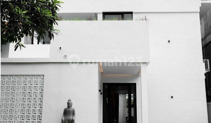 Villa Exclusive Modern With Private Pool For Sale, Jimbaran Area