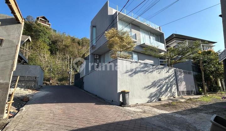 Modern Minimalist Villa for Sale, in Goa Gong, Jimbaran Area