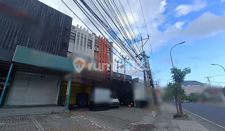 Ruko 3 Lantai Prime Location Dijual, di Kuta 1