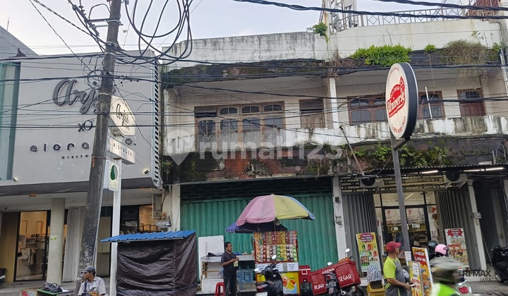 Ruko 3 Lantai Lokasi Premium Dijual, di Monang Maning, Denpasar Area Ruko 3 Lantai Lokasi Premium Dijual, di Monang Maning, Denpasar Area