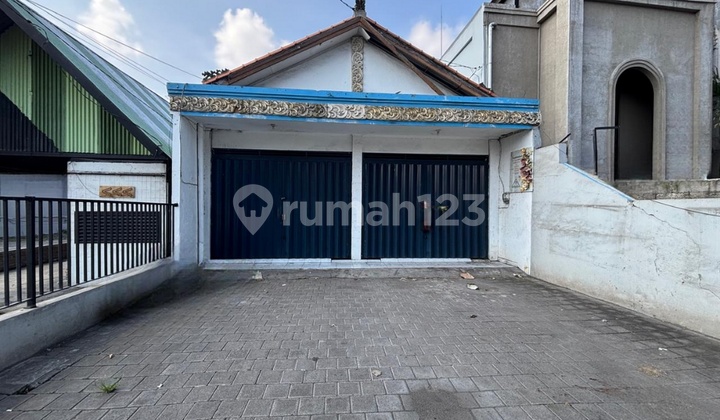 Ruko 1 Lantai Bangunan Luas Disewakan di Pemecutan Kaja, Denpasar Area