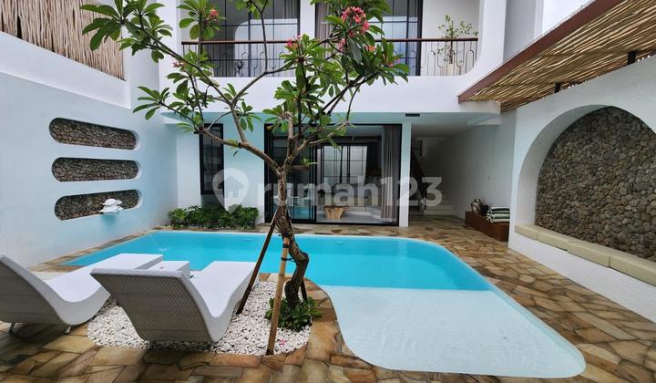 Brand New Luxury Villas Fully Furnished For Sale, In Ungasan Area
