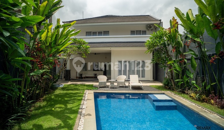 Villa 4 Kamar Tidur Full Furnished Disewakan, di Sanur Denpasar Area Villa 4 Kamar Tidur Full Furnished Disewakan, di Sanur Denpasar Area