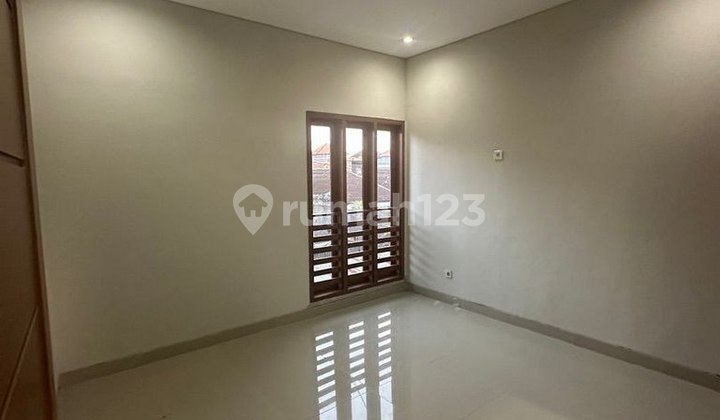 Rumah 3 Kamar Tidur Cantik Disewakan, di Gatsu Tengah, Denpasar Area 2